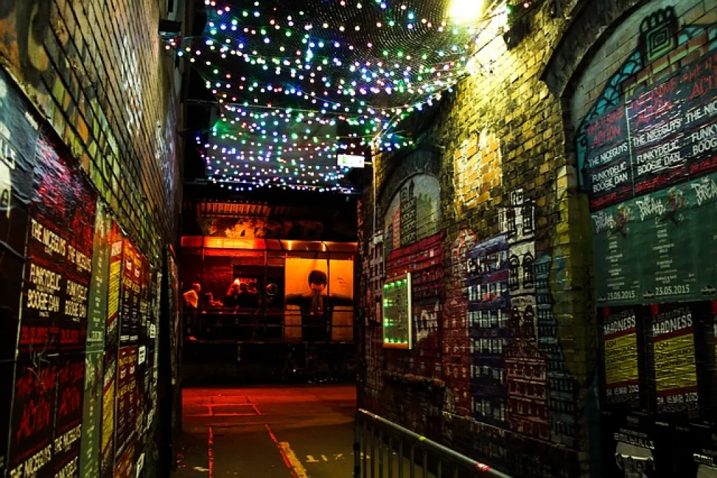 affordable-student-holidays-pixabay